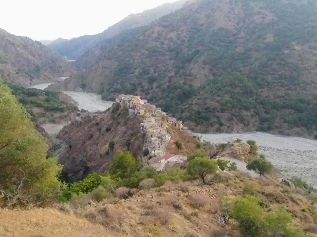 B&B Nereidi Melito Di Porto Salvo Exteriör bild